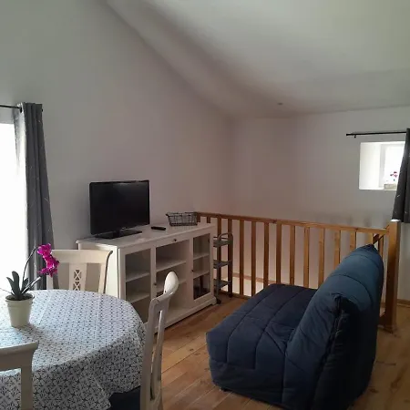 Апартаменты 35 M2 Independent *